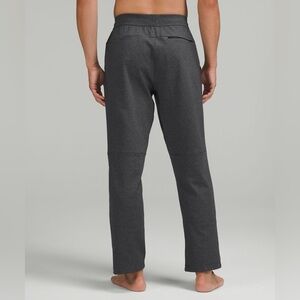 Lululemon Discipline straight leg yoga pants, M